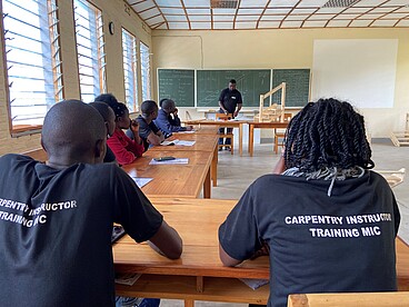 Ausbildungsförderung Schreinerhandwerk in Ruanda